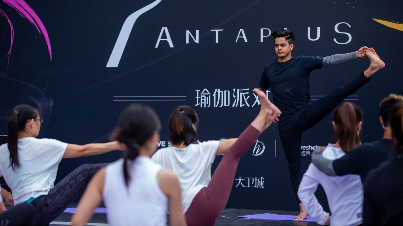 Indian Yoga teachers Finding Job Opportunities in China -workinchina